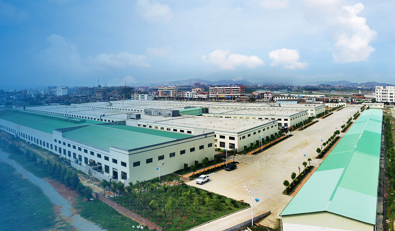 福山軸承將廠址從南安市市區(qū)遷址南安市霞美鎮(zhèn),
公司總占地面積27.8萬平方米